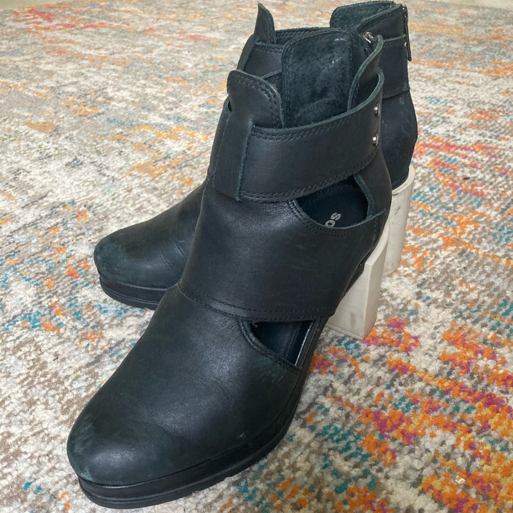 Sorel Black Heel Boots
